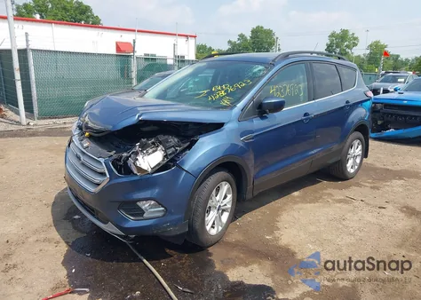 2018 Ford Escape Sel z USA, uszkodzony, nr VIN 1FMCU9HD1JUC02400